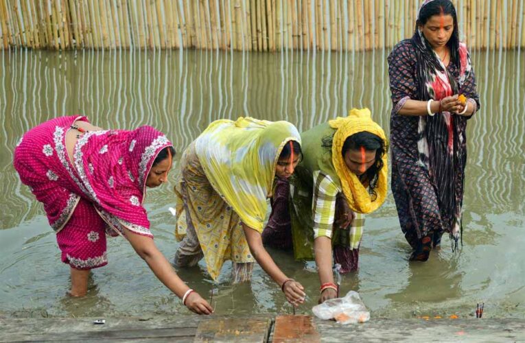 दिल्ली मंत्री का बयान: हमने कभी नहीं कहा यमुना साफ है – छठ से पहले सफाई को लेकर सस्पेंस