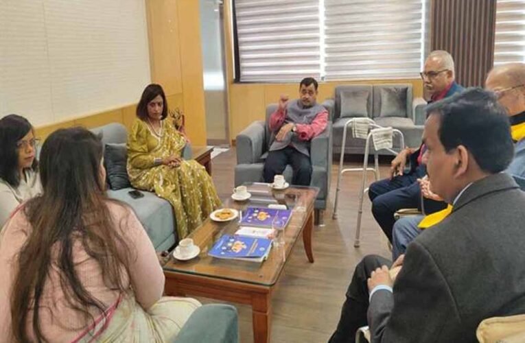 सूक्ष्म एवं लघु उद्यम सुविधा परिषद के कार्यों की समीक्षा