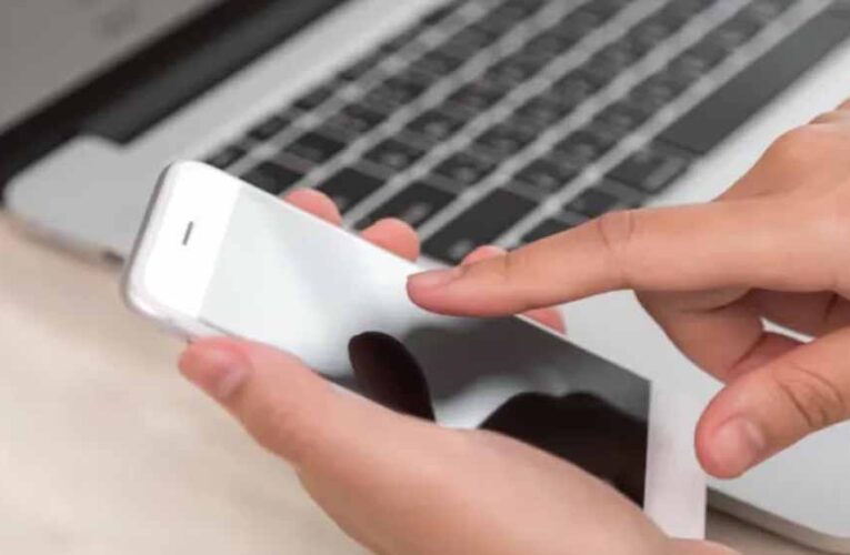 फोन के एक बटन पर पाएं तीन फीचर, जानें कैसे