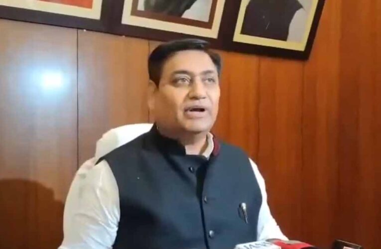 डोटासरा का वार: RSS के इशारे पर चल रही है सरकार