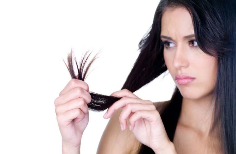 अगर रोज करते हैं ये 7 गलतियां, तो दोमुंहे बाल कभी नहीं होंगे खत्म