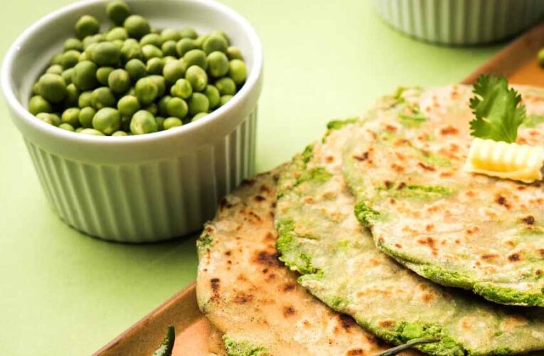 मटर का पराठा: स्वाद और सेहत से भरपूर ब्रेकफास्ट, जानें आसान रेसिपी