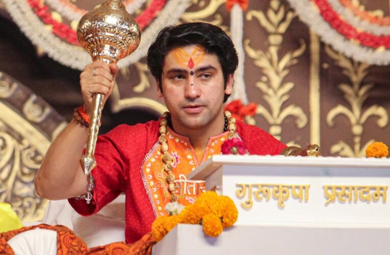 दिल्ली ब्लास्ट पर धीरेंद्र शास्त्री का तीखा बयान: कट्टरपंथियों को फांसी, सनातनी कभी नहीं झुकेगा