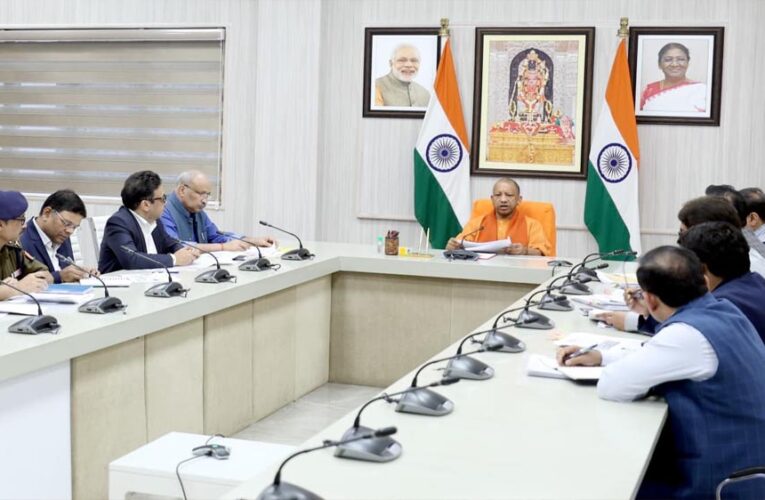 चरणबद्ध तरीके से करें संभल का विकासः मुख्यमंत्री