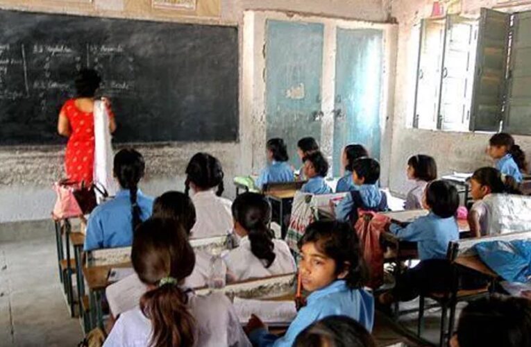 प्रदेश के 12 हजार से अधिक स्कूलों की तस्वीर चिंताजनक: 322 के पास भवन नहीं, 5600 जर्जर भवन में संचालित