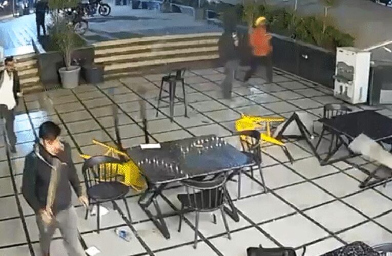 भोपाल: मैजिक स्पॉट कैफे में 20 बदमाशों ने तोड़फोड़, कपल्स में मची भगदड़, 3-4 लाख का नुकसान