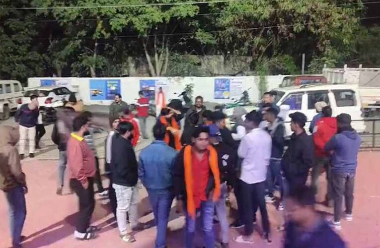 न्यायधानी में धर्मांतरण की आशंका: आवास में प्रार्थना सभा कर रहा SECL कर्मचारी हिरासत में