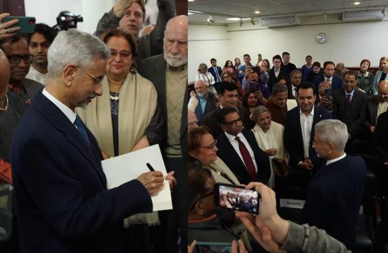 रूस में भारतीयों से मिले जयशंकर, हाथ जोड़कर किया अभिवादन—तस्वीरें वायरल