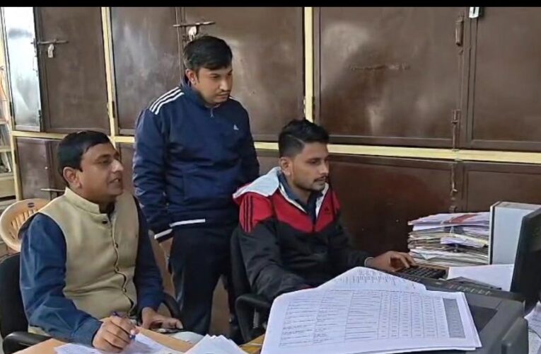 SIR रिव्यू में लापरवाही पर बुरहानपुर के 17 अधिकारियों-कर्मचारियों को नोटिस, दो बीएलओ हुए सम्मानित