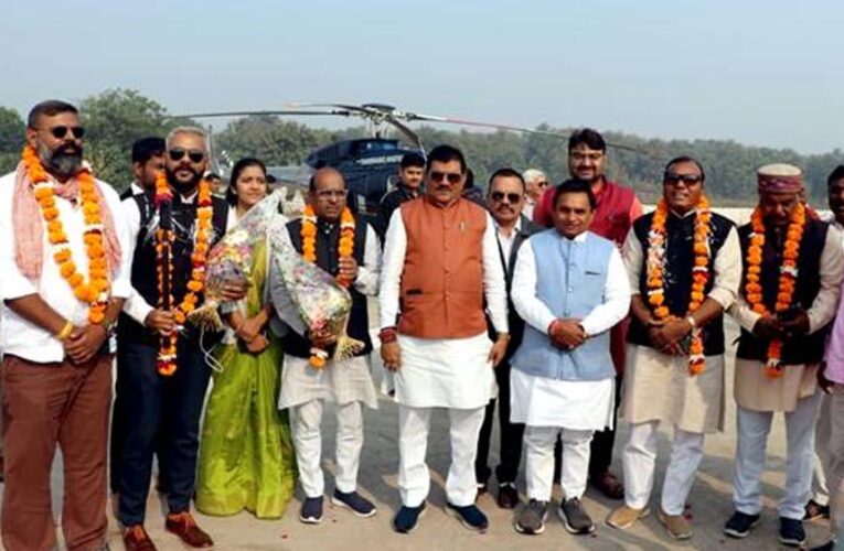 ओंकारेश्वर में पीएम हेली पर्यटन सेवा का हुआ शुभारंभ