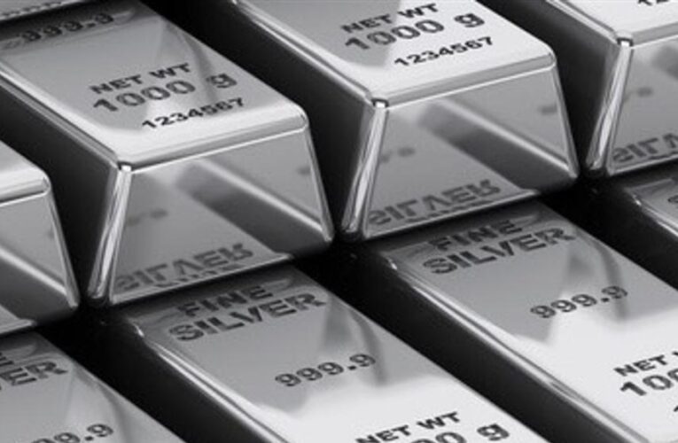 चांदी की कीमतें रिकॉर्ड हाई के करीब, तेजी के पीछे ये हैं 3 बड़े कारण