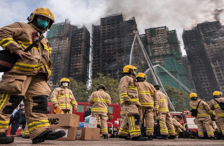 हॉन्ग कॉन्ग में भीषण अग्निकांड, 128 मौतें; हाई राइज बिल्डिंग अभी भी शव उगल रही