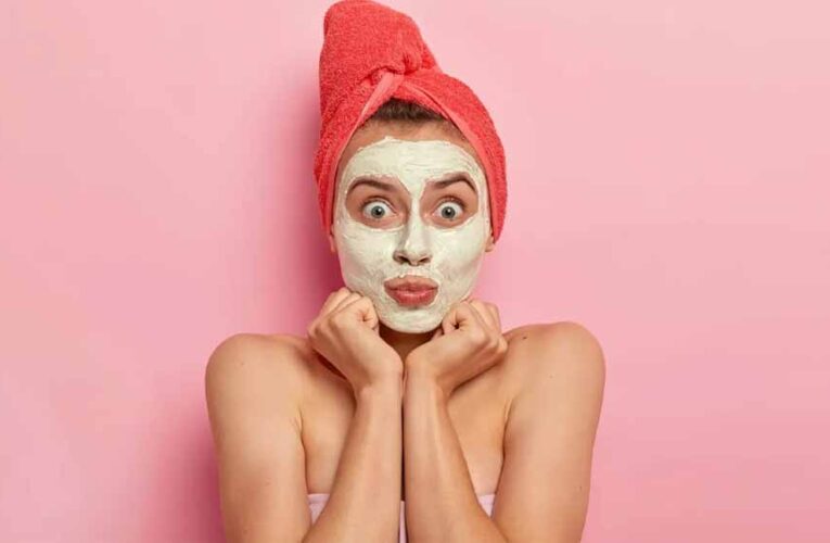 वेडिंग सीजन में पाएं इंस्टेंट ग्लो: इस्तेमाल करें ये 4 होममेड फेस पैक