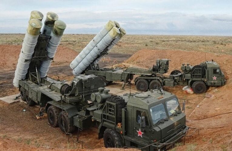 रूस से और S-400 मिसाइलें खरीदने का प्लान, 50,000 करोड़ रुपये के हथियार निर्यात का लक्ष्य: राजनाथ सिंह