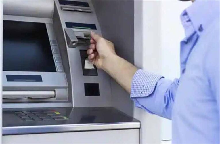 बिना कार्ड वाला ATM! अब सिर्फ मोबाइल से निकाल पाएंगे कैश