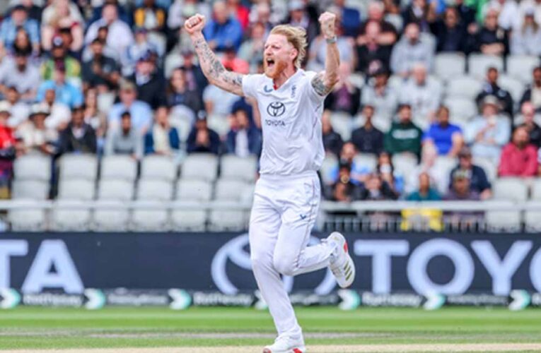 एशेज में गेंदबाज़ों का कहर: स्टार्क-स्टोक्स का ‘पंजा’, पहले दिन ही ढेर हुए 19 विकेट