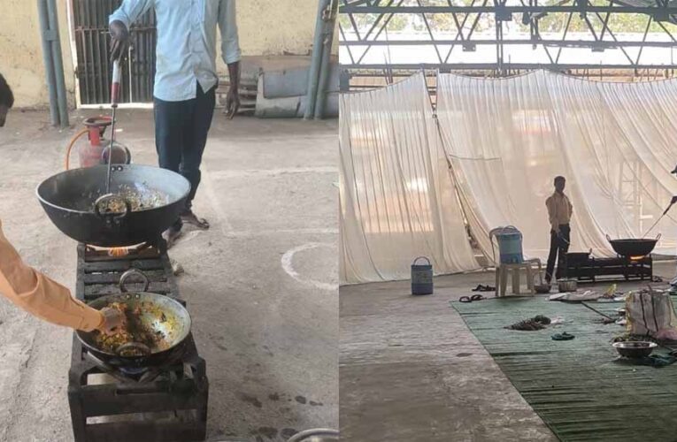 प्रमोशन का जश्न सरकारी दफ्तर में! अधिकारी ने पका डाला मुर्गा, तस्वीरें हुईं वायरल