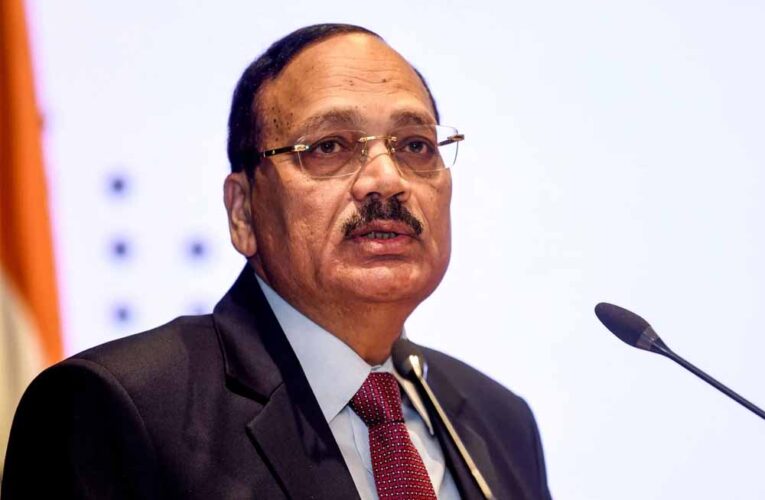 अपने फैसले कम क्यों? विदेशों का हवाला क्यों दें—अगले CJI सूर्यकांत का बड़ा बयान