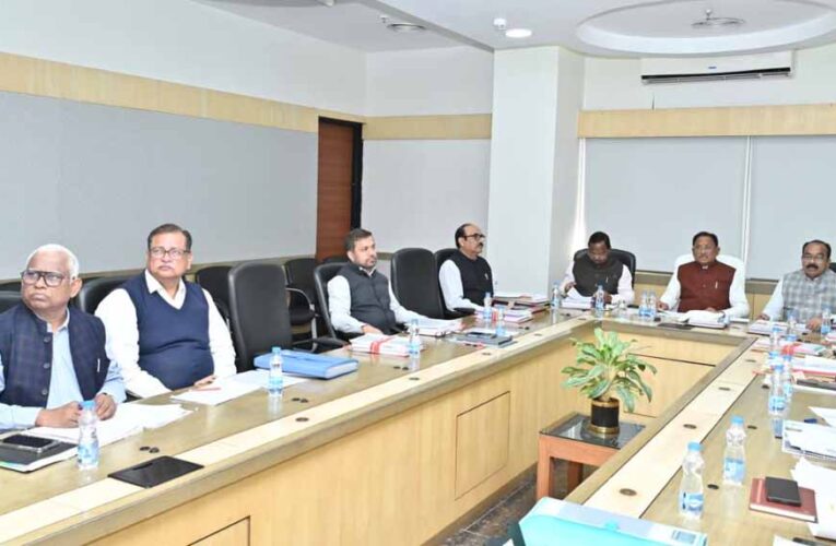 मुख्यमंत्री की अध्यक्षता में छत्तीसगढ़ सिंचाई परियोजना मंडल की 33वीं बैठक संपन्न