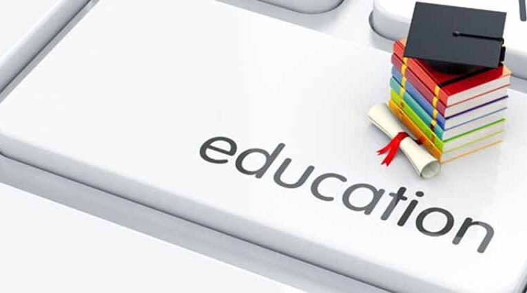 ‘स्वयं सिद्धि चैटबॉट’ से सुदृढ़ हो रहा घर पर शैक्षिक अभ्‍यास