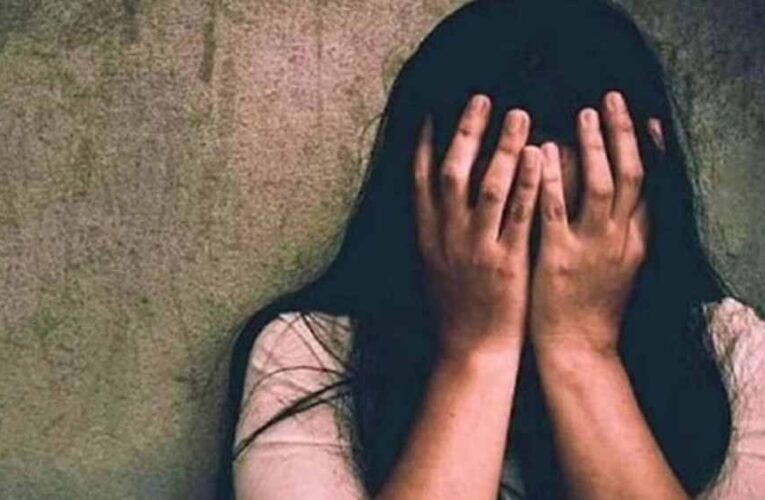 गुजरात में दिल दहला देने वाली वारदात: किशोर ने भाई की हत्या कर गर्भवती भाभी को भी मौत के घाट उतारा