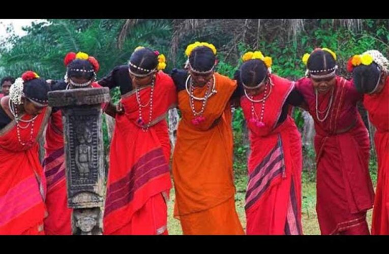 जनजातीय युवाओं को मिल रही भरपूर शैक्षणिक सुविधाएं