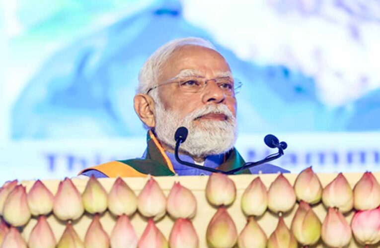 पीएम मोदी का बड़ा बयान: नए श्रम कानून से विकास की रफ्तार होगी दोगुनी