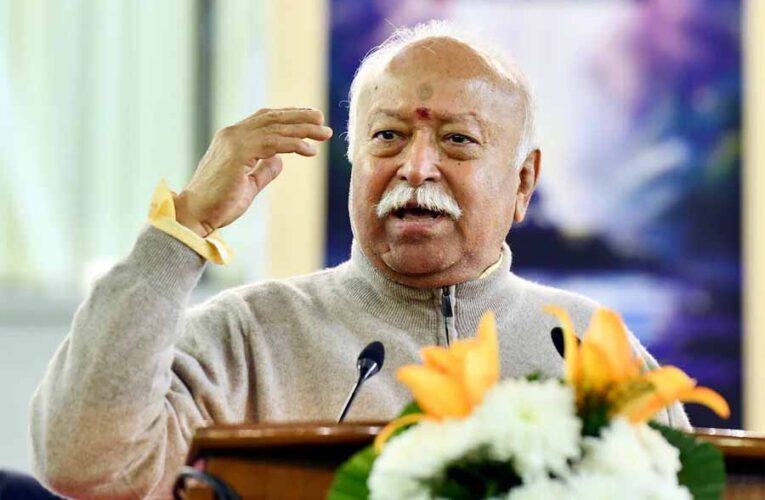 कोई भी अहिंदू नहीं है, और प्रत्येक हिंदू को यह समझना चाहिए कि वह हिंदू है :  भागवत