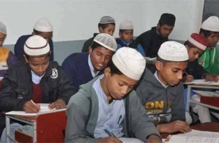 जबलपुर में वक्फ बोर्ड स्कूल पर कार्रवाई: अब जुमे की नमाज के दिन नहीं मिलेगी छुट्टी