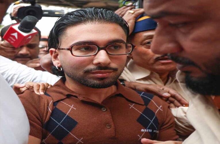 252 करोड़ ड्रग्स केस: एएनसी की पूछताछ के लिए ऑफिस पहुँचे ओरी, बढ़ी हलचल