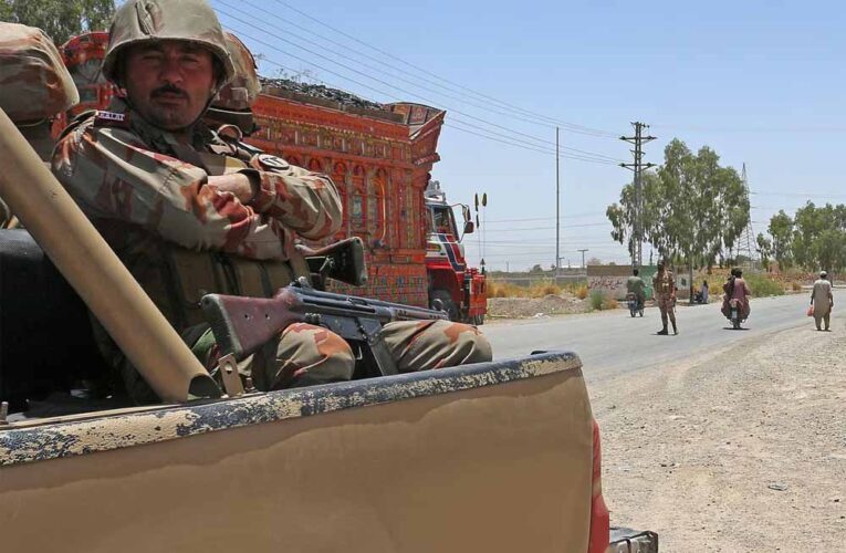 पाकिस्तान में बगावत तेज! बलूचिस्तान में इंटरनेट बंद, क्या भड़क उठेगा गृहयुद्ध?