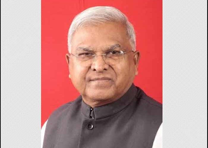 राज्यपाल मंगुभाई पटेल ने प्रो. आलोक चौबे को कुलगुरू नियुक्त किया