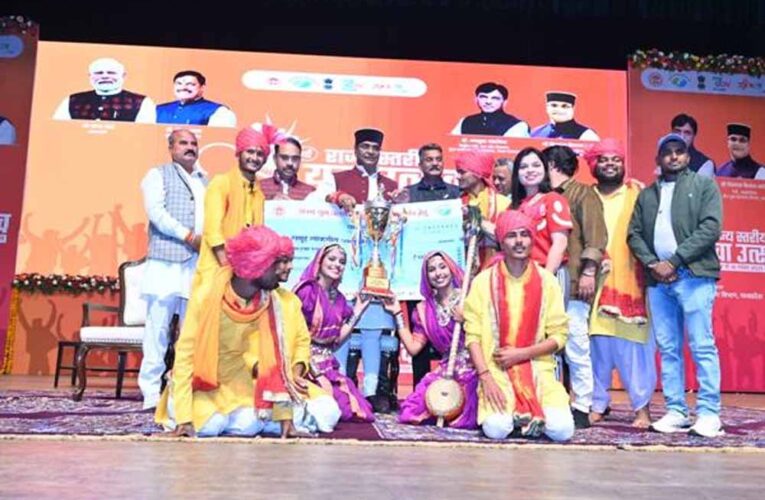 शक्तिशाली राष्ट्र निर्माण में युवाओं की महत्वपूर्ण भूमिका : मंत्री सारंग