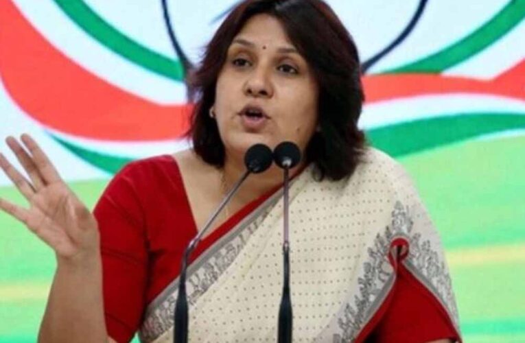 लाल किला ब्लास्ट पर सुप्रिया श्रीनेत का तीखा हमला: सरकार बताए सुरक्षा में चूक कहाँ?