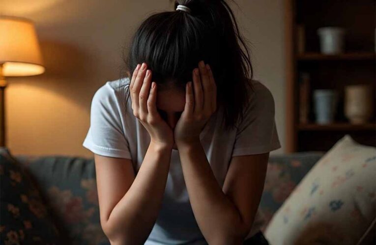 सिद्धारमैया के क्षेत्र में हड़कंप: महिला अफसर ने ऑफिस में की सुसाइड की कोशिश, जानें वजह