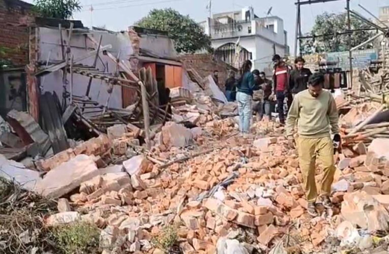 करण साव के अवैध कब्जे पर निगम का बुलडोजर एक्शन, भारी पुलिस फोर्स तैनात