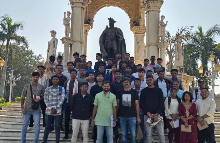 मुख्यमंत्री साय की पर्यटन को प्रमोट करने विशेष पहल, राज्य के 45 युवाओं को मिला पर्यटन प्रबंधन का विशेष प्रशिक्षण