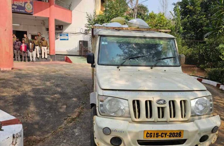 चेकिंग में बड़ा खुलासा: दो पिकअप से मिला बिना टोकन का धान, अवैध खपाने का खेल जारी