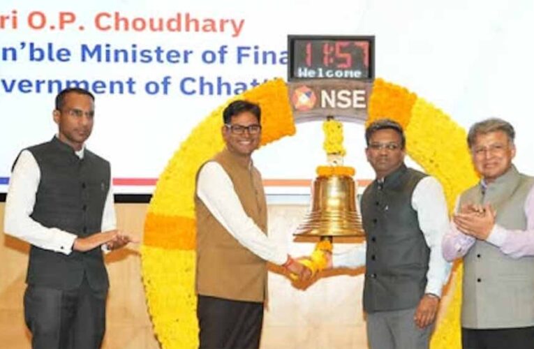 वित्त मंत्री चौधरी ने नेशनल स्टॉक एक्सचेंज का किया दौरा, छत्तीसगढ़ के कार्यक्रमों की समीक्षा की