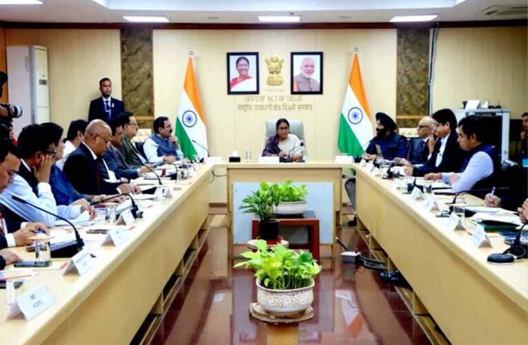 दिल्ली सरकार का बड़ा कदम: प्रदूषण फैक्ट्रियों पर अब सीधे ताला