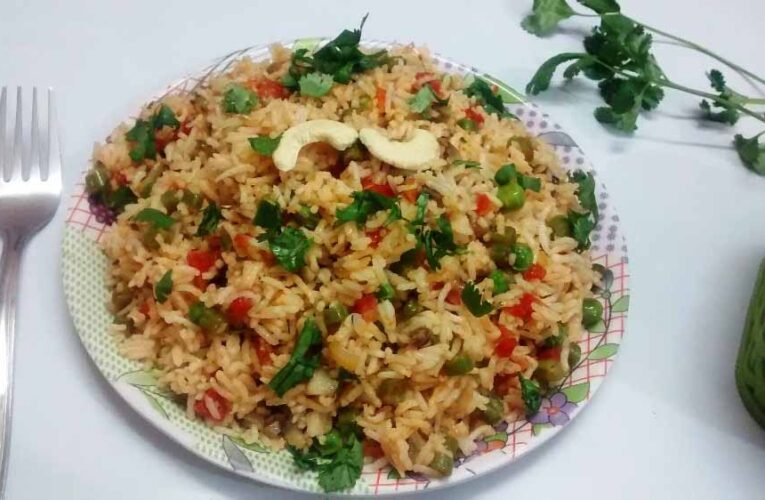 घर पर मिनटों में बनाएं रेस्टोरेंट-स्टाइल मिक्स वेज फ्राइड राइस, स्वाद ऐसा कि तारीफ पक्की