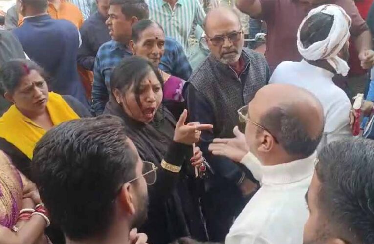 आमाबेड़ा धार्मिक हिंसा मामला: बस्तर बंद का असर, त्योहार में दुकान बंद कराने पर भड़का विरोध, बातचीत से सुलझा विवाद