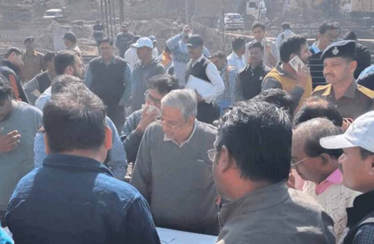 पद संभालने के बाद पहली बार कोरबा पहुंचे डीआरएम, स्टेशन पर काम की रफ्तार देख जताई नाराजगी