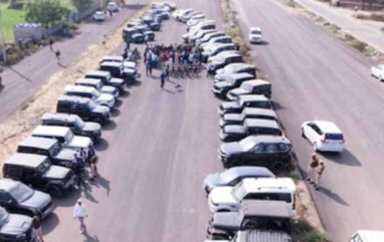 राजधानी में काली थार का कहर: चालान कटने के बाद सड़कें जाम, जब्त वाहनों की कतारें लंबी