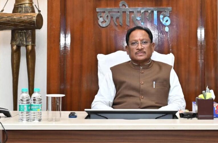 रायपुर : रक्षक पाठ्यक्रम छात्रों के सुरक्षित भविष्य गढ़ने में सहायक होगा – मुख्यमंत्री  विष्णुदेव साय