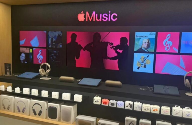 Apple का पहला स्टोर यूपी में खुला, नोएडा में, जानिए एक महीने का किराया जो आपको हैरान कर देगा