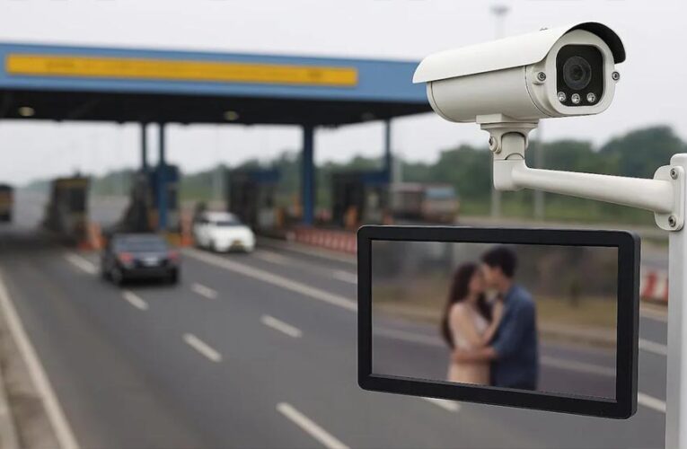 पूर्वांचल एक्सप्रेस-वे पर ब्लैकमेलिंग का मामला: CCTV से रिकॉर्ड हुए निजी वीडियो ने गांववालों को किया भयभीत