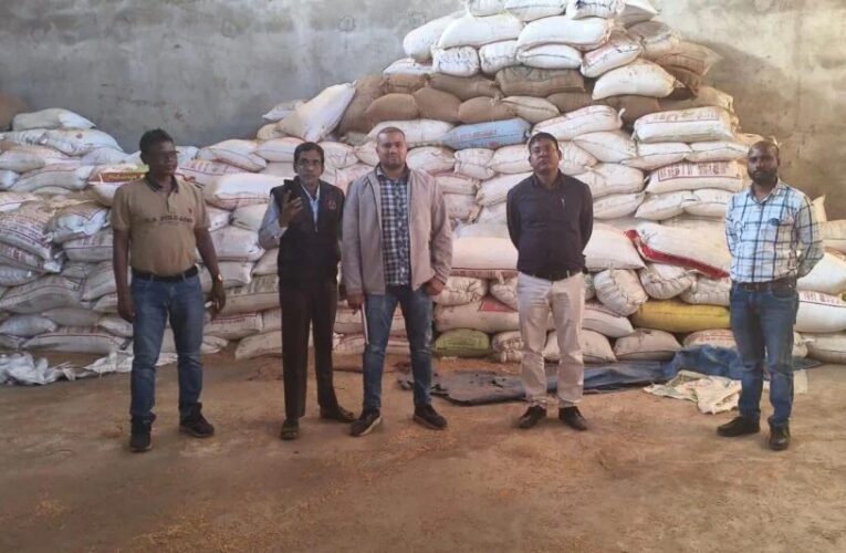 महासमुंद : अवैध धान भंडारण एवं परिवहन पर बड़ी कार्रवाई, 4 प्रकरणों में 2112 कट्टा धान जब्त