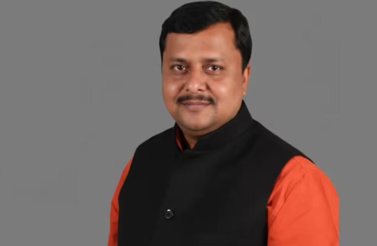 नितिन नवीन: बीजेपी की खास परंपरा के नायक, सीएम और प्रदेश अध्यक्ष से हटकर क्यों हैं अलग?