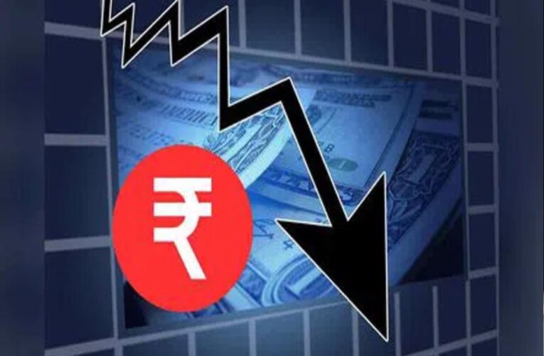 रुपया डॉलर के मुकाबले हुआ कमजोर, 15 दिसंबर को 90.58 का रिकॉर्ड निचला स्तर